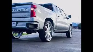 2025 Chevy Silverado 30&rdquo; Forgiato rims