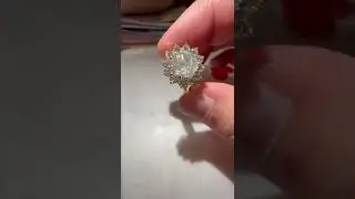 Бриллиант 3 карата.