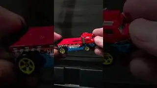 HAULINATOR - hotwheels carrier 
