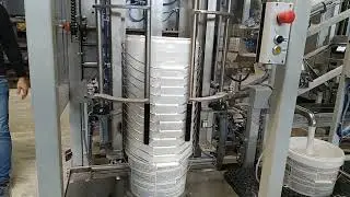 Bucket dispenser