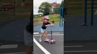 The cutest Kitty Helmet and Micro Scooter🛴 #shorts #kittyhelmet #helmet #scooter #scootergirl