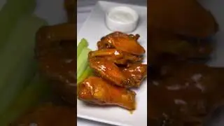 Buffalo Wings 📍Park Place Restaurant & Bar ~ New Hyde Park, NY