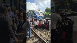 Train accident #srilanka #train #tuktuk #accidente #viral #fypシ #live #railway #trainaccident