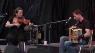 Eliza Carthy And Saul Rose@National Forest Folk Festival 2010