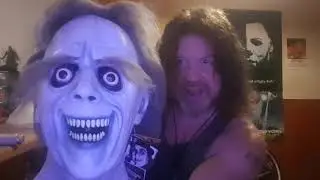 LONDON AFTER MIDNIGHT LON CHANEY VAMPIRE MASK REVIEW WITH KILT-MAN!!!!!!!