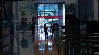 Midpoint Plaza