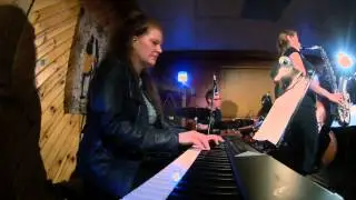 Heillig Manoeuvre House Concert