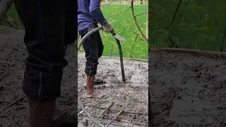 using vibrator machine of concrete pouring time #shorts #concrete pouring #vibrator