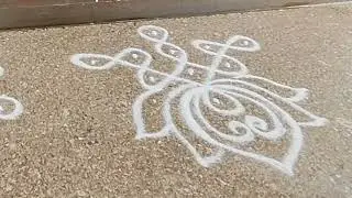 Super simple border rangoli designs ll front door rangoli ll beginners rangoli#shwetascreativeworld 