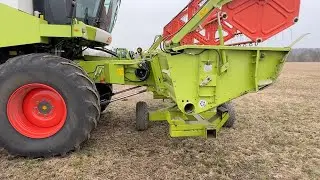K&ouml;p Sk&ouml;rdetr&ouml;ska Claas Avero 240, 16ft Sk&auml;rbord p&aring; Klaravik