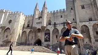 Dr. Phil Shows at Avignon's Palace of the Popes