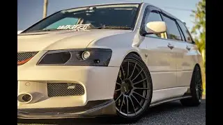 Evo 9 Wagon Tearing Through Sydney