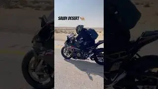BMW S1000RR 2022|| #SaudiDesert #BikeVibe #BMWs1000rr #DesertRide #MotorcycleLife #akrapovic