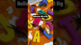 JELL-O Alphabet Dig #sensoryplay #halloweencraft