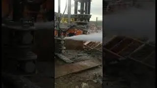 Checking injection nozzle on jet grouting drill rig
