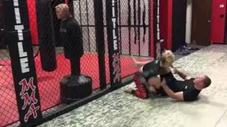 Jiu Jitsu Techniques & Takedowns With Jen Heward