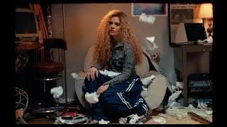 TRA&Ccedil;O T&Oacute;XICO - KAREN JONZ FEAT ARTHUR LUA