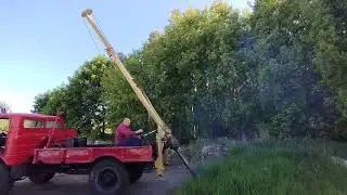 Gaz 66 truck with drilling rigs