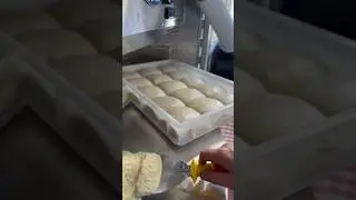 Slowing down the process and slapping that dough.  #pizza #neapolitanpizza #gozney #gozneydome