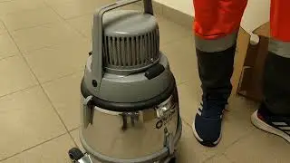 Nilfisk GM80 Vacuum Cleaner