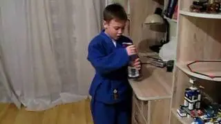 Дети в ролике о продукции 