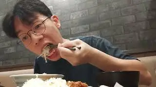 Ini yang aku makan di jam 1 pagi