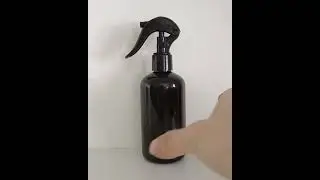 🌼 Say hello to our 250ml Boston Round Black Plastic Garden Hand Wash Trigger Spray Bottle! 🌼
