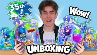 Unboxing the Sonic 35th Anniversary Figures!