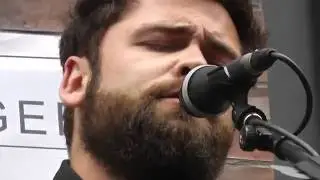 5&6/9 Passenger – In The End & Let Her Go (Live in Hamburg near Mönckebergstraße, 02.07.2016)