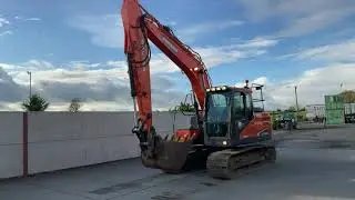 Lot 2 Doosan DX140LC 14 Ton Excavator