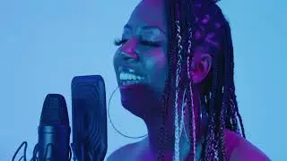 Audrey V.- Dream (Acoustic Performance) Feat. Chris Mathien