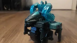 Micronus Prime. Transformers Age of the Primes Micronus Prime review en español.