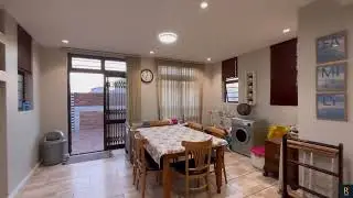 Do not miss this stunning face brick Duplex!!