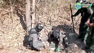 ศรีสะเกษ/เจ้าหน้าที่ชุด EOD เร่งเก็บกู้กระสุน BM21 ที่ฝ่ายตรงข้ามยิงเข้ามาตกในพื้นที่ชายแดน