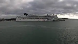 Ferry Trip | Red Funnel | Southampton to Isle of Wright | #TrippingBros | FHD