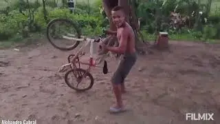 Tentando empinar