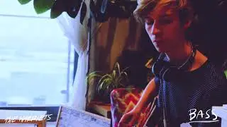 Recording bass - Harriet Who