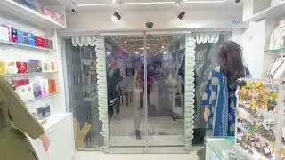 Automatic sensor door