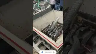 Машина для резки металлолома Мотоцикл | резка металлолома👌🏻👌🏻🔥🔥🔥🔥 #вирусный #шортынаютуб #шорты