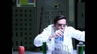 Stay Smart&reg;: Scientist -- Holiday Inn Express&reg; Hotels Video