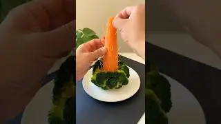 &ldquo;The Veggie Friends&rsquo; Christmas Tree Surprise&rdquo; 🎄✨#shorts