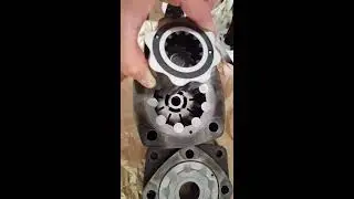1995 Bobcat 753 Drive Motor Reassembly Part 2
