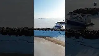 #p&ouml;rt&ouml;line #ilmatyynyalus #hovercraft #topgun