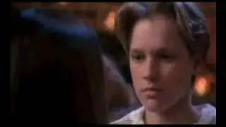 Casper(movie) kiss