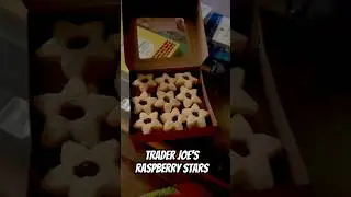 Trying Trader Joe&rsquo;s raspberry star cookies