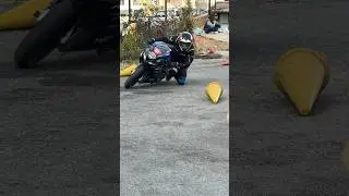 R15v3 knee down sessions 👌 #music #beats #trap #r15v3 #yamaha #kneedrag #kneedown #cornering