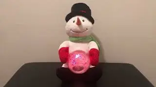 Sound N&rsquo; Light 2013 Snow Globe Message Fan Snowman