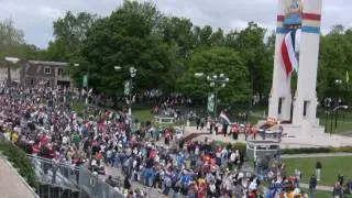 Pella Tulip Time Wooden Shoe World Record Attempt