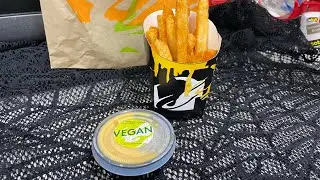 Nasty Vegan Nacho cheese sauce! #tacobell #vegan #nachofries