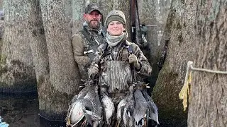Duck hunting a Tupelo break in Arkansas (4 man limit) | TJHUNTZ